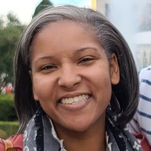 Meet your Posher, Ebony